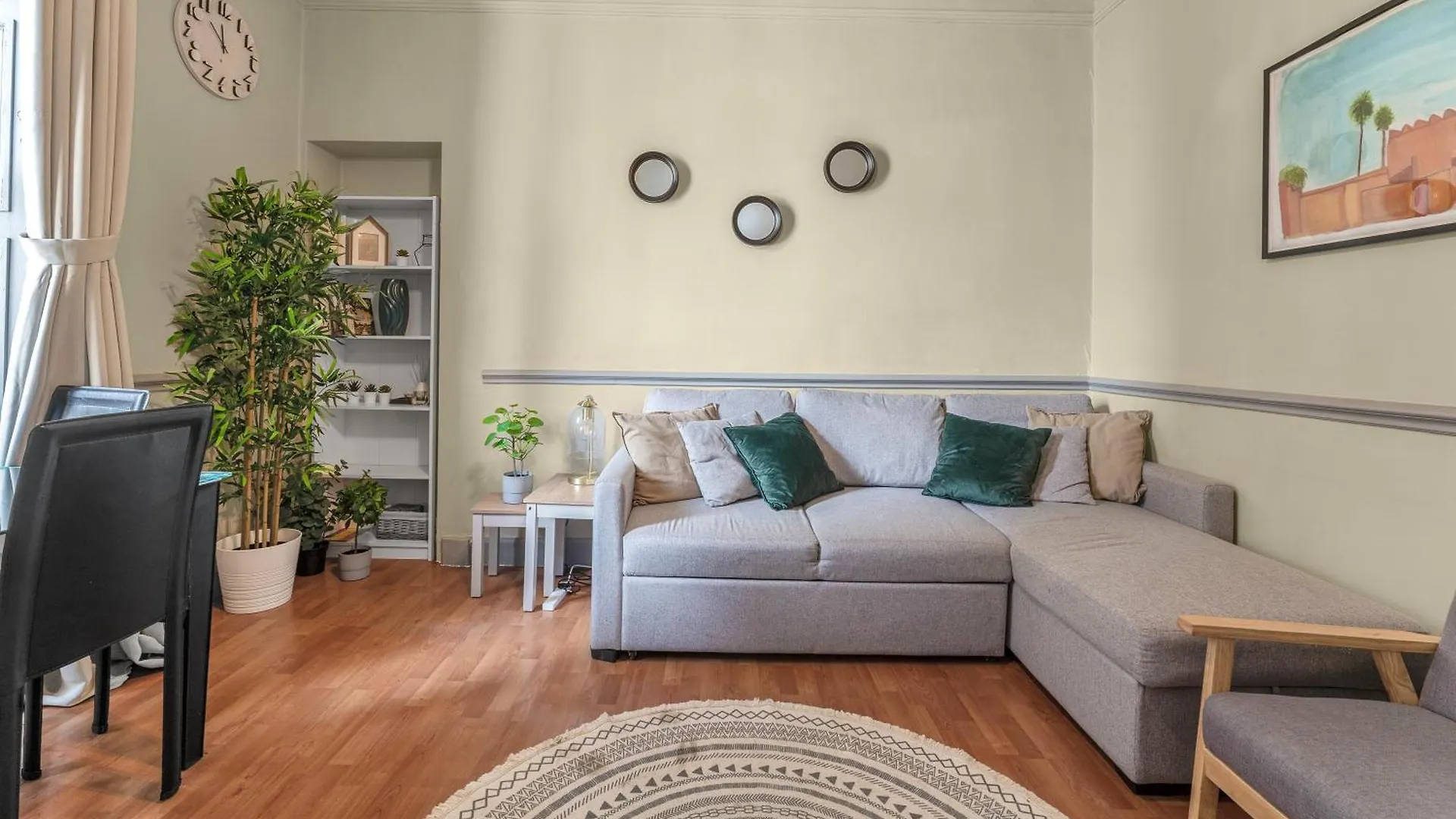 Central, Cozy 2Br-1Ba-Haymarket - With Parking エディンバラ 0*,